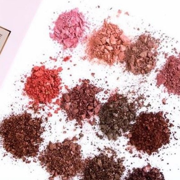 🔥LAURA GELLER🔥🔥BEAUTIFUL🔥🔥🔥 - Picture 9 of 9